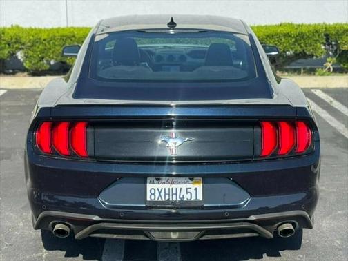 2021 Ford Mustang EcoBoost
