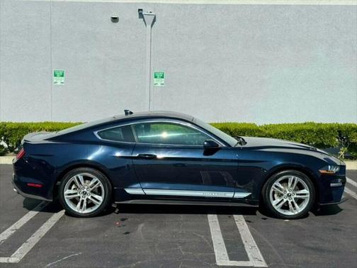 2021 Ford Mustang EcoBoost