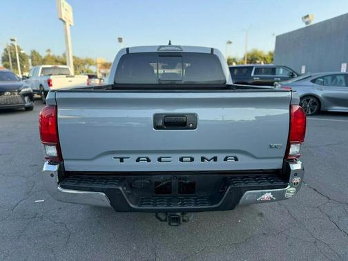Cement 2020 Toyota Tacoma SR5