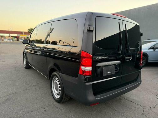 2019 Mercedes-Benz Metris Base