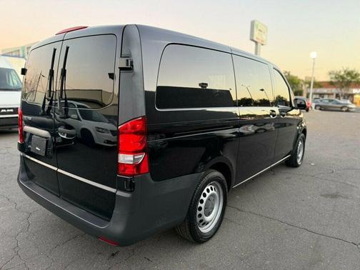 2019 Mercedes-Benz Metris Base