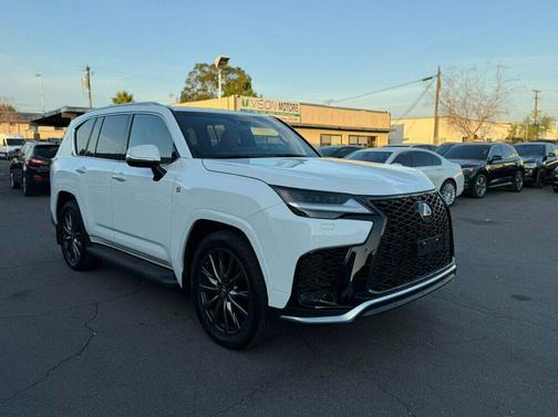 2023 Lexus LX 600 Base
