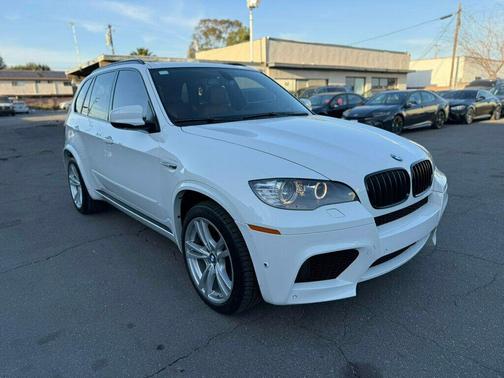 Alpine White 2012 BMW X5 xDrive50i