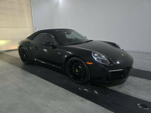 2017 Porsche 911 Carrera