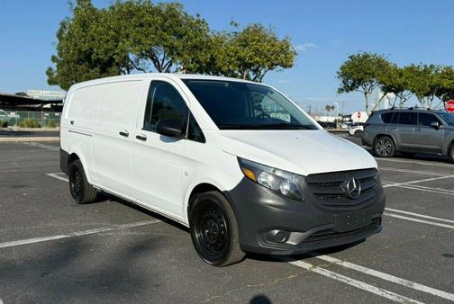 2018 Mercedes-Benz Metris Base