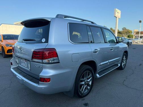 Silver Lining Metallic 2014 Lexus LX 570 Base