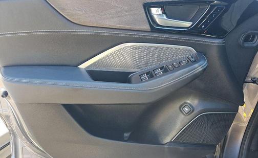 2023 Acura MDX Advance Package