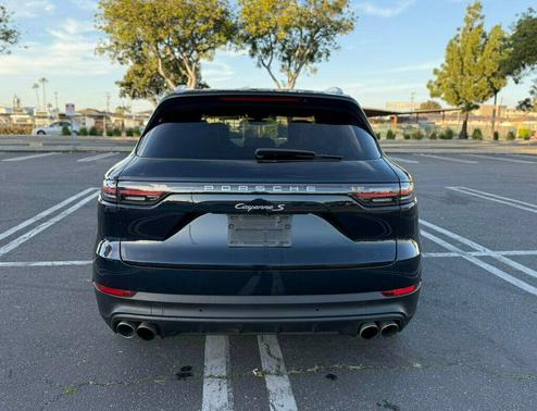 2019 Porsche Cayenne S