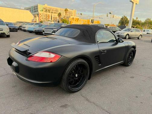 2005 Porsche Boxster 2dr Roadster