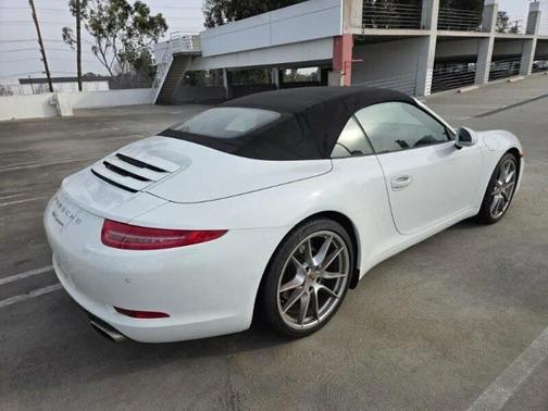 2015 Porsche 911 Carrera