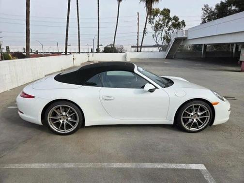 2015 Porsche 911 Carrera