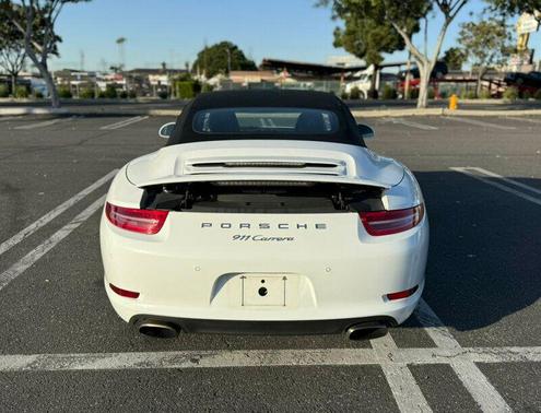 2015 Porsche 911 Carrera