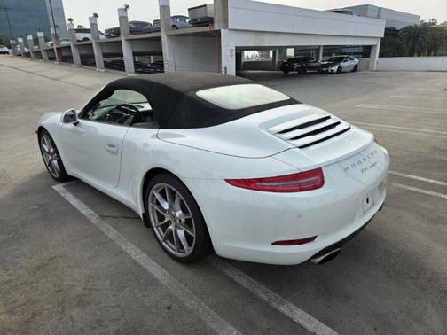 2015 Porsche 911 Carrera