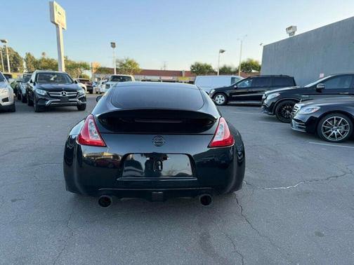 2017 Nissan 370Z NISMO