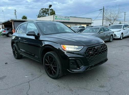 2022 Audi SQ5 3.0T Premium Plus