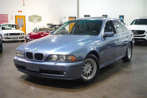 2002 BMW 525 525i Premium Pkg.