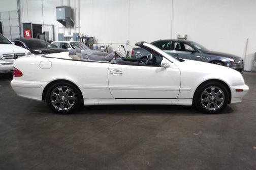 2002 Mercedes-Benz CLK-Class 320 Cabriolet