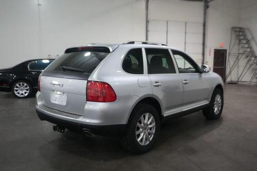 2004 Porsche Cayenne Cayenne