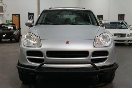 2004 Porsche Cayenne Cayenne