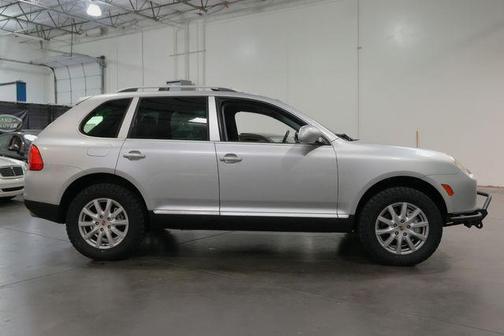 2004 Porsche Cayenne Cayenne