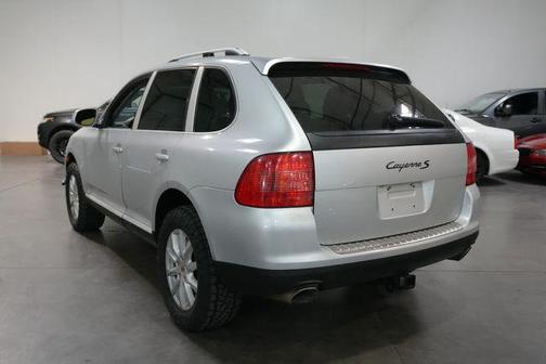 2004 Porsche Cayenne Cayenne
