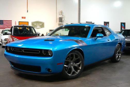 2015 Dodge Challenger SXT Plus