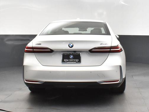 2024 BMW 540 i xDrive