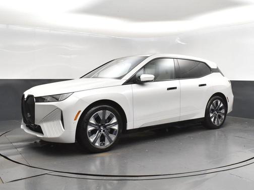 2026 BMW iX xDrive45