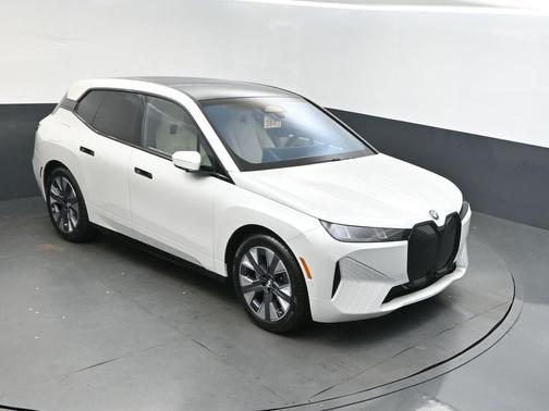 2026 BMW iX xDrive45