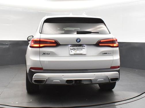 2022 BMW X5 PHEV xDrive45e