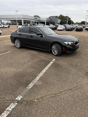 2023 BMW 330 i xDrive