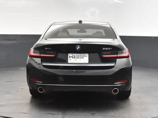 2023 BMW 330 i xDrive