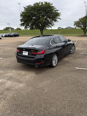 2023 BMW 330 i xDrive