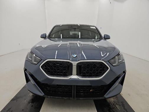 2025 BMW X2 xDrive28i