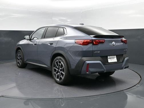 2025 BMW X2 xDrive28i