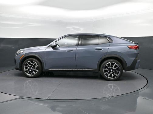 2025 BMW X2 xDrive28i