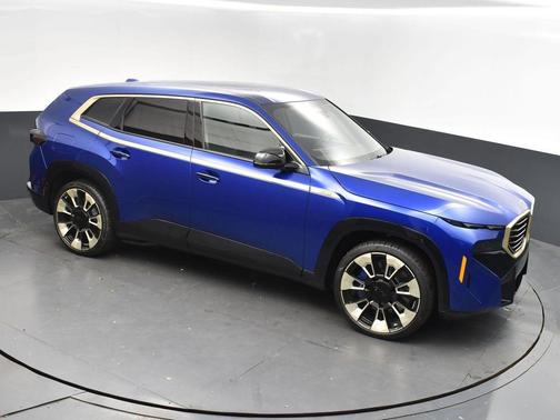 2025 BMW XM Base