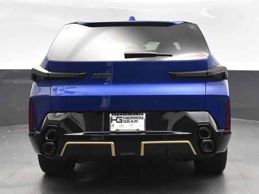 2025 BMW XM Base