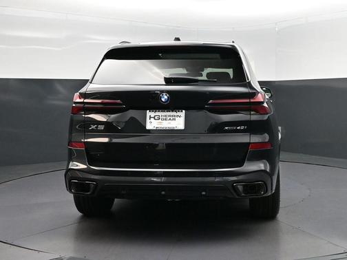 Black Sapphire Metallic 2026 BMW X5 xDrive40i