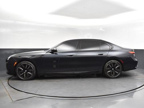 2023 BMW 760 760i xDrive