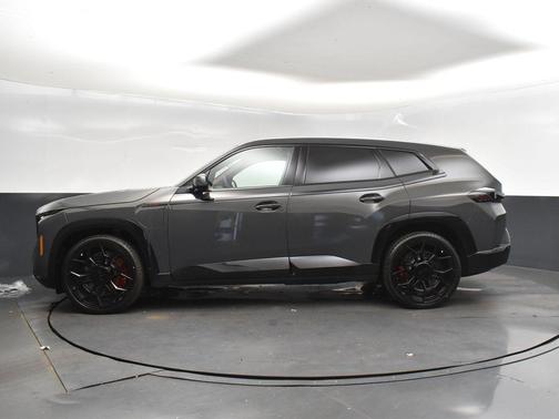 Dravit Gray Metallic 2026 BMW XM LABEL