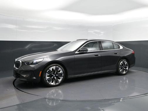 2024 BMW 530 i xDrive