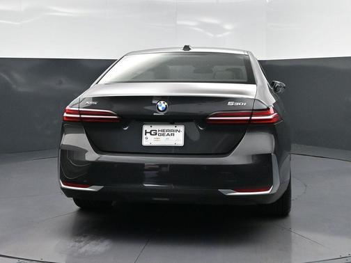 2024 BMW 530 i xDrive