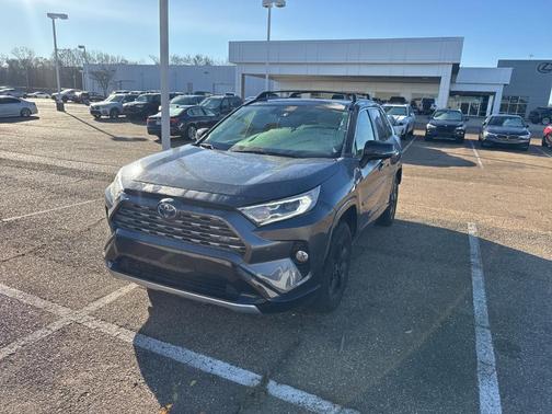 2019 Toyota RAV4 Hybrid XSE
