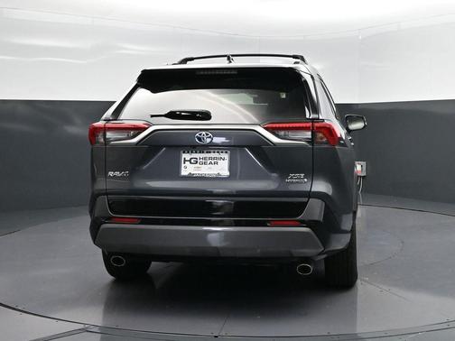 2019 Toyota RAV4 Hybrid XSE