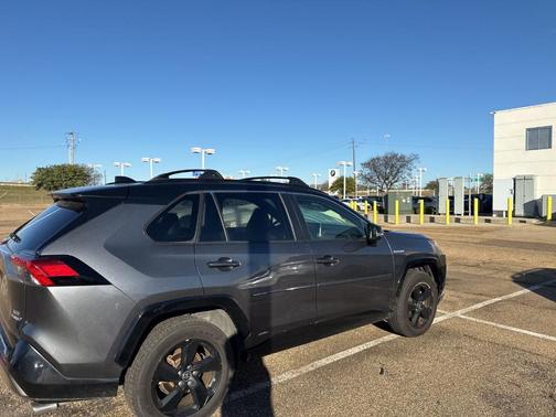 2019 Toyota RAV4 Hybrid XSE
