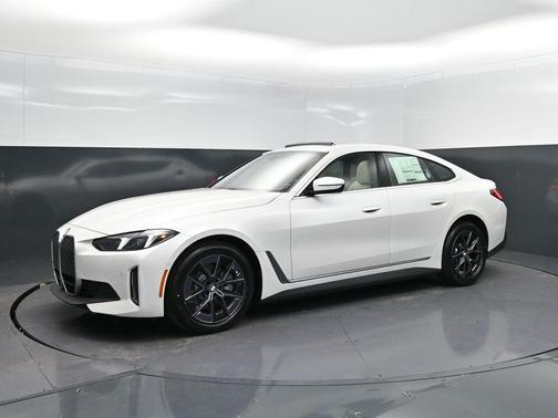 Mineral White Metallic 2026 BMW i4 Gran Coupe eDrive40
