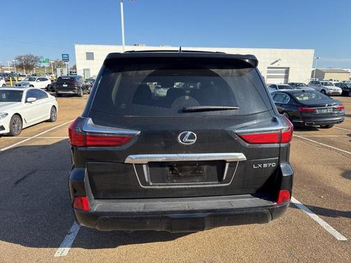 2021 Lexus LX 570 Two-Row