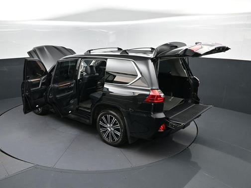 2021 Lexus LX 570 Two-Row