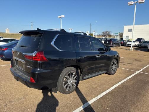 2021 Lexus LX 570 Two-Row